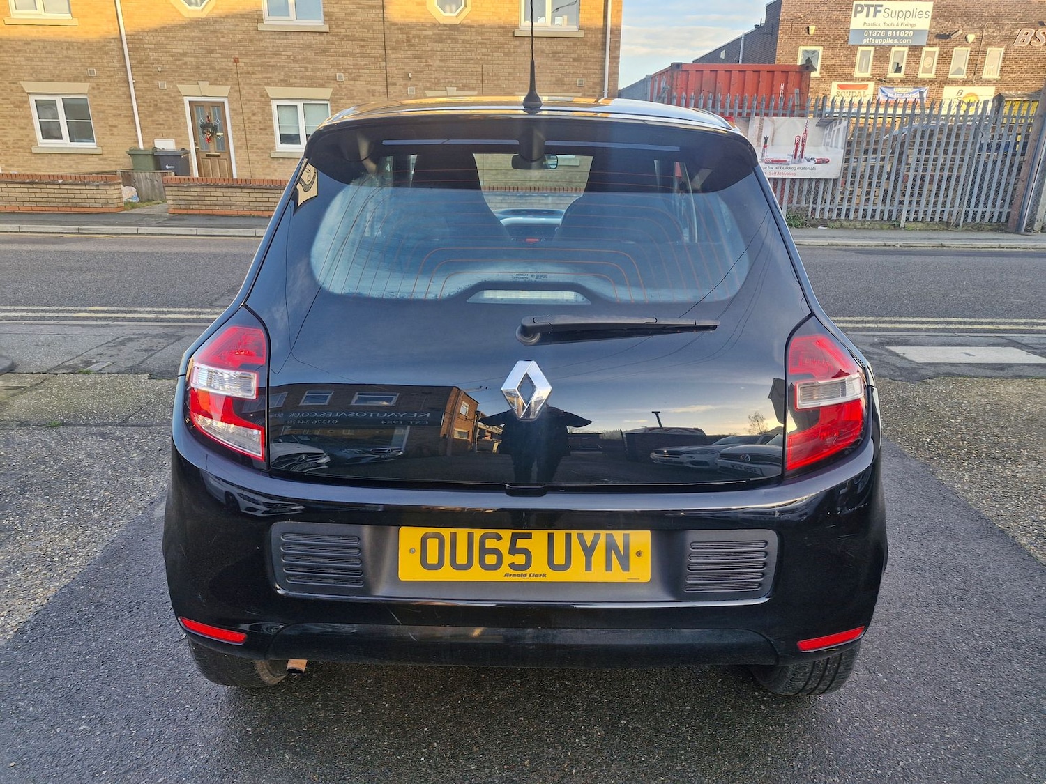 Used Renault Twingo 2015 for sale - 76888988: Photo 4