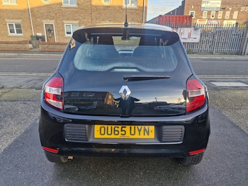 Used Renault Twingo 2015 for sale - 76888988: Photo