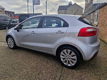 Used Kia Rio 2014 for sale - 77043095: Photo
