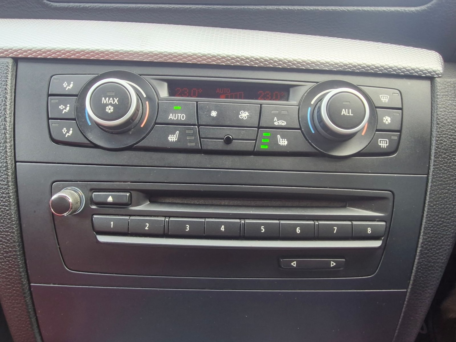 Used BMW 1 Series 2010 for sale - 77365619: Photo 28