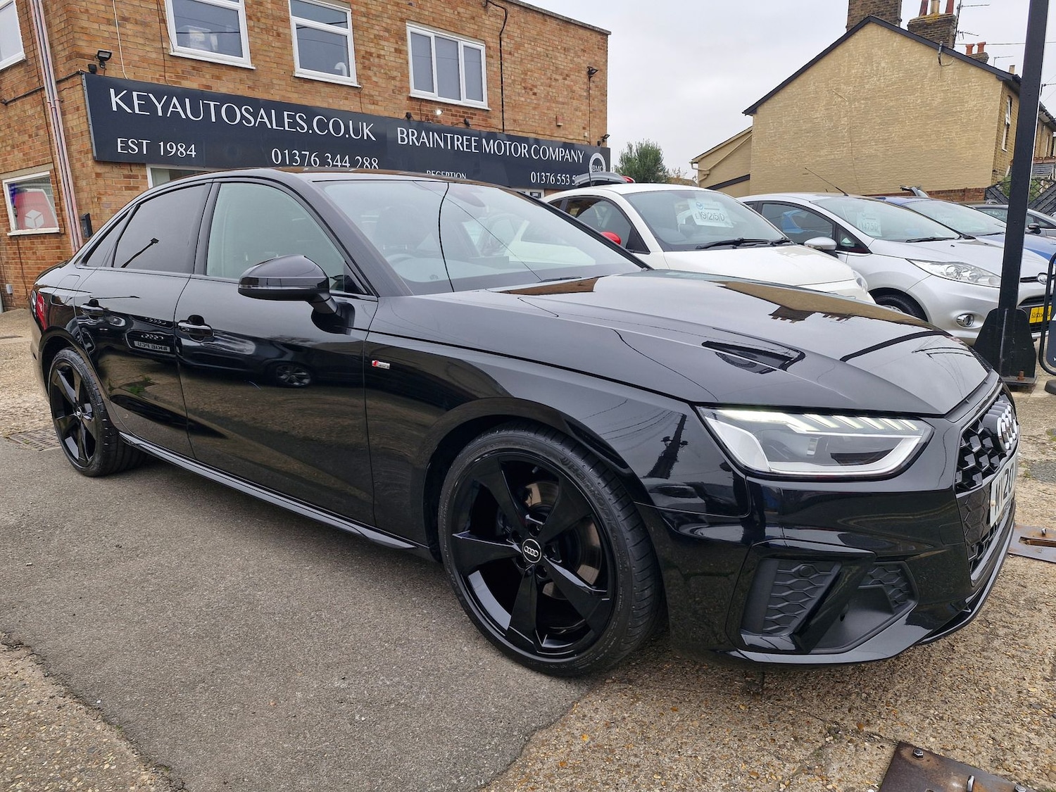 Used Audi A4 2020 for sale - 76387512: Photo 2