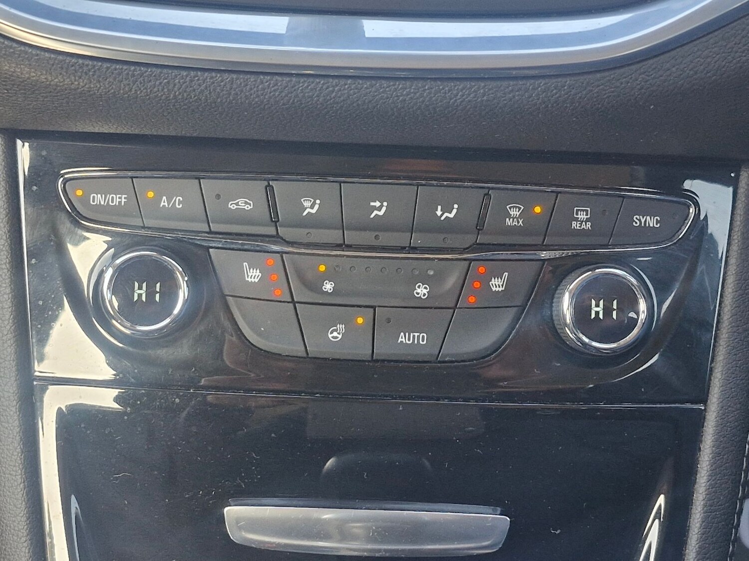 Used Vauxhall Astra 2016 for sale - 77685839: Photo 27