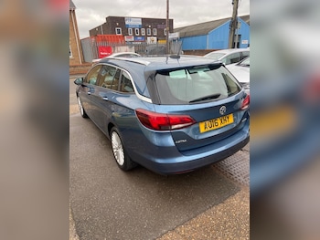 Used Vauxhall Astra 2016 for sale - 77685839: Photo