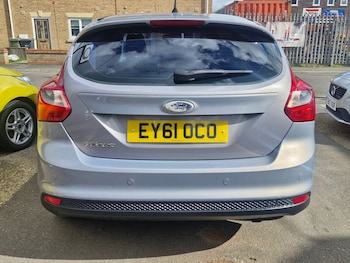 Used Ford Focus 2011 for sale - 77894057: Photo