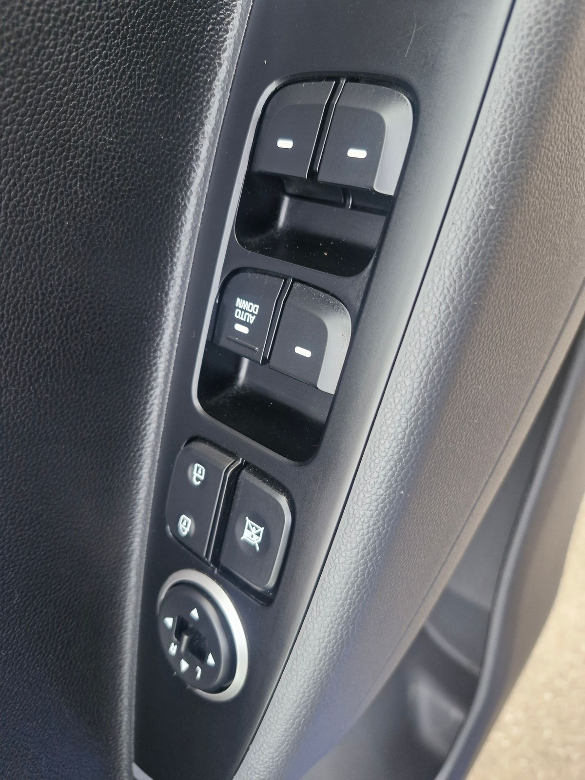 Used Hyundai i10 2019 for sale - 76474796: Photo 17