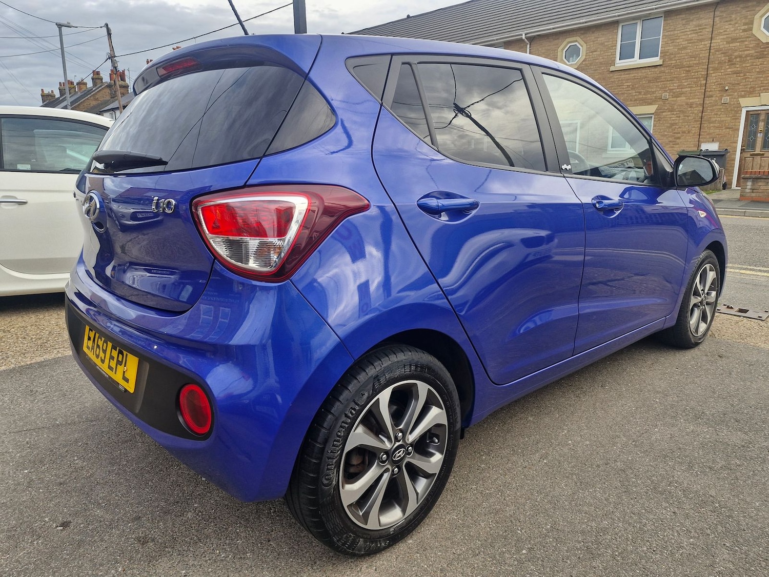 Used Hyundai i10 2019 for sale - 76474796: Photo 2