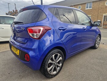 Used Hyundai i10 2019 for sale - 76474796: Photo