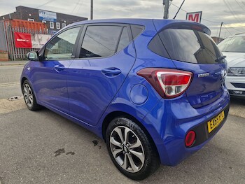 Used Hyundai i10 2019 for sale - 76474796: Photo