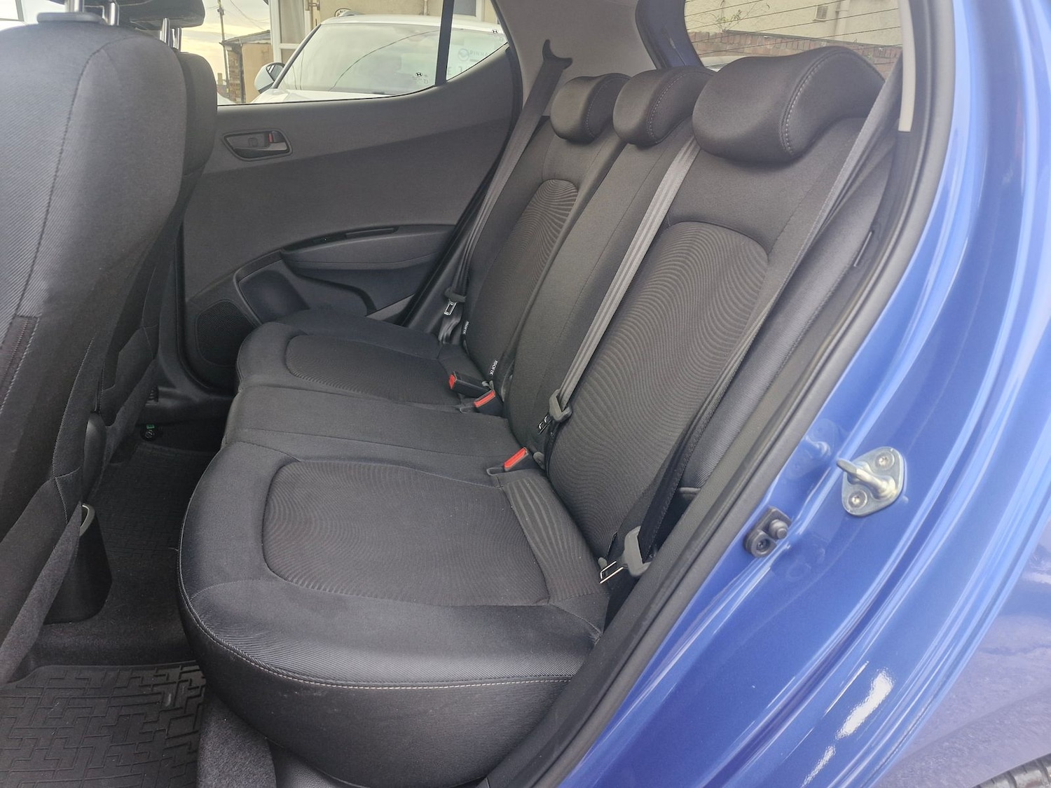 Used Hyundai i10 2019 for sale - 76474796: Photo 9