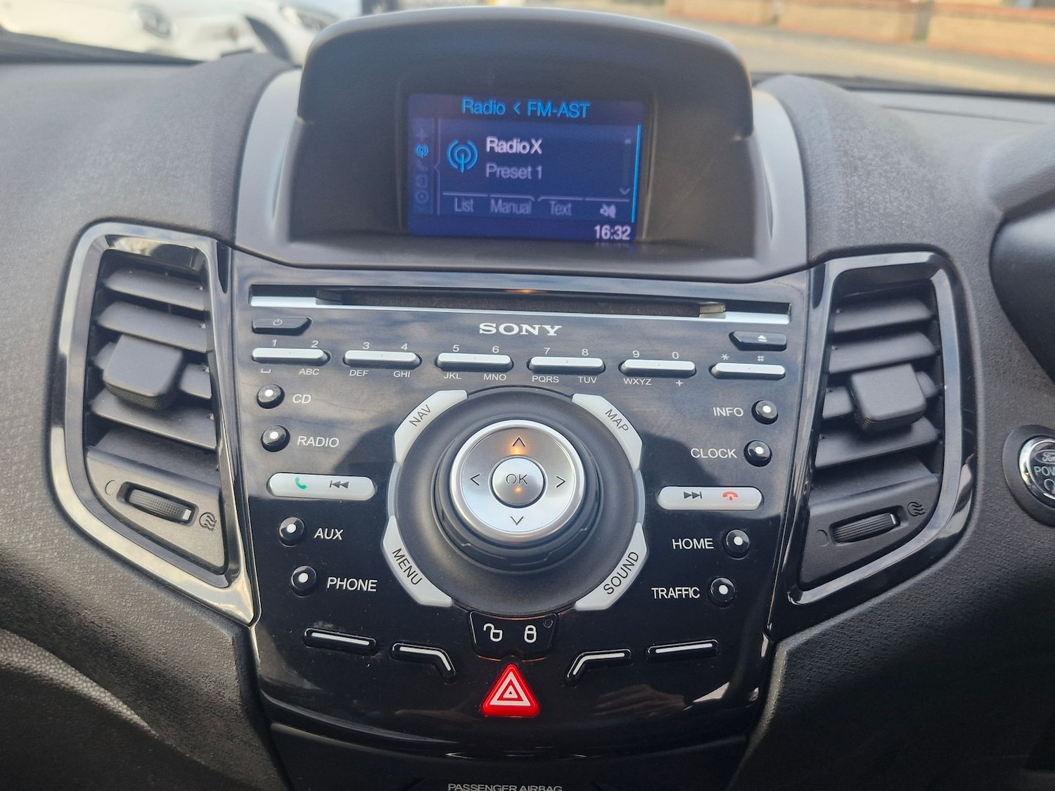 Used Ford Fiesta 2013 for sale - 76361695: Photo 11