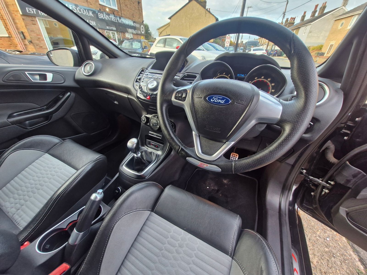 Used Ford Fiesta 2013 for sale - 76361695: Photo 2