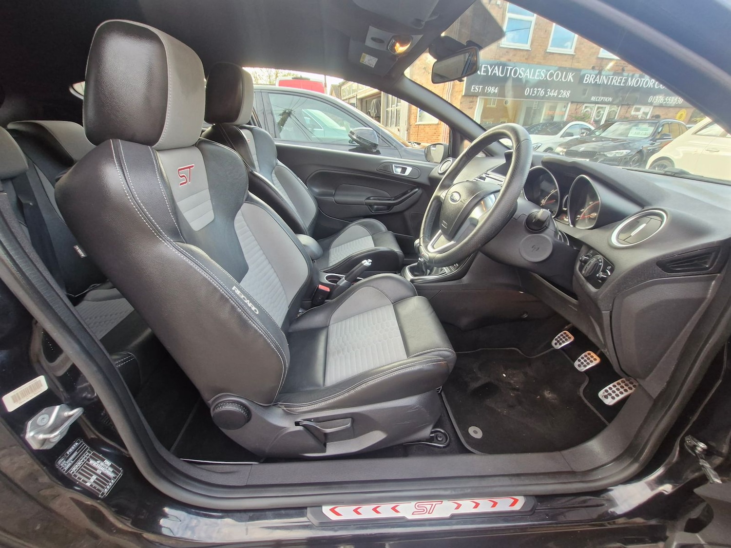 Used Ford Fiesta 2013 for sale - 76361695: Photo 3