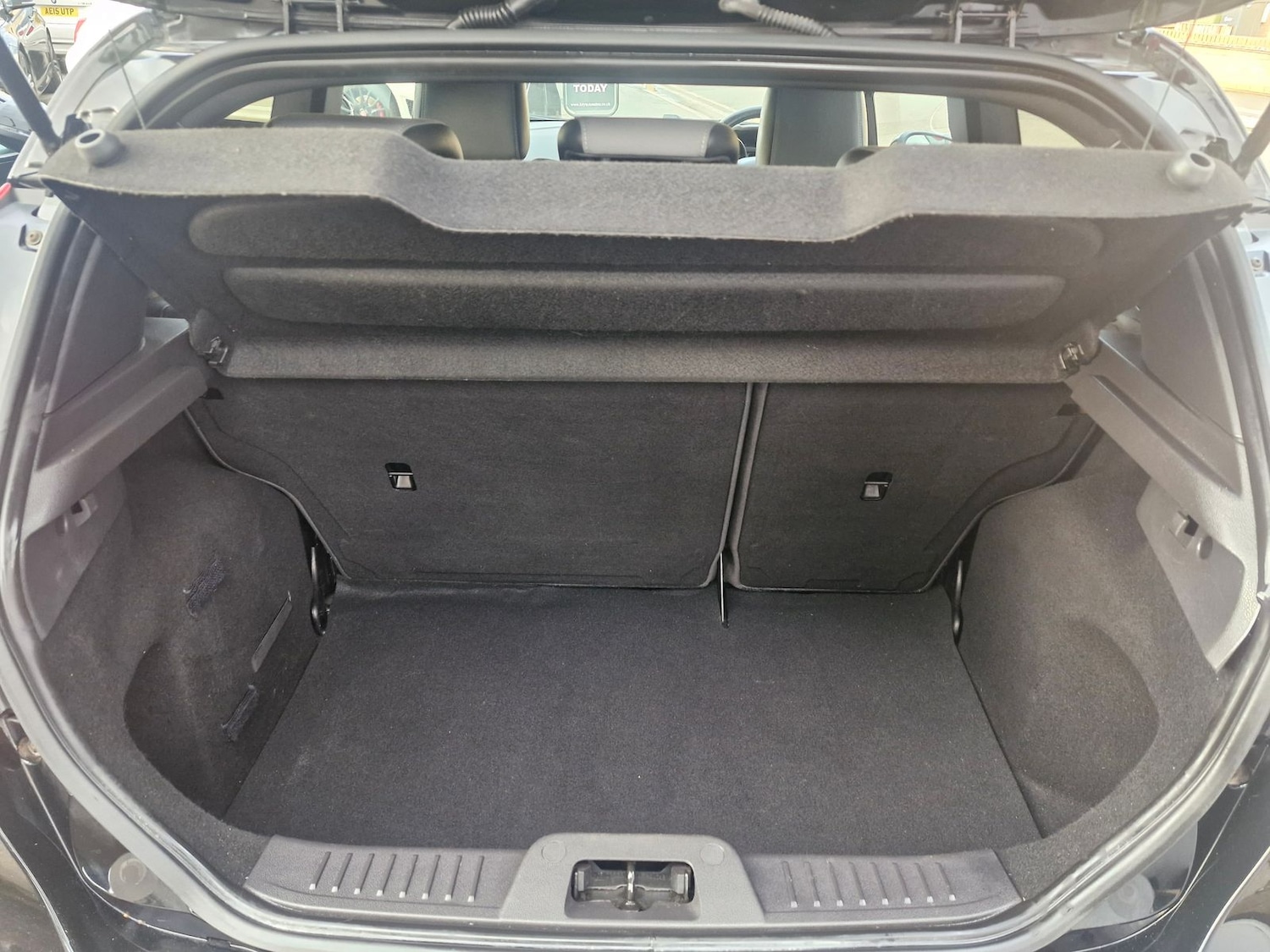 Used Ford Fiesta 2013 for sale - 76361695: Photo 8