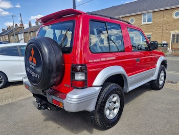 Used Mitsubishi Shogun 1997 for sale - 75062955: Photo