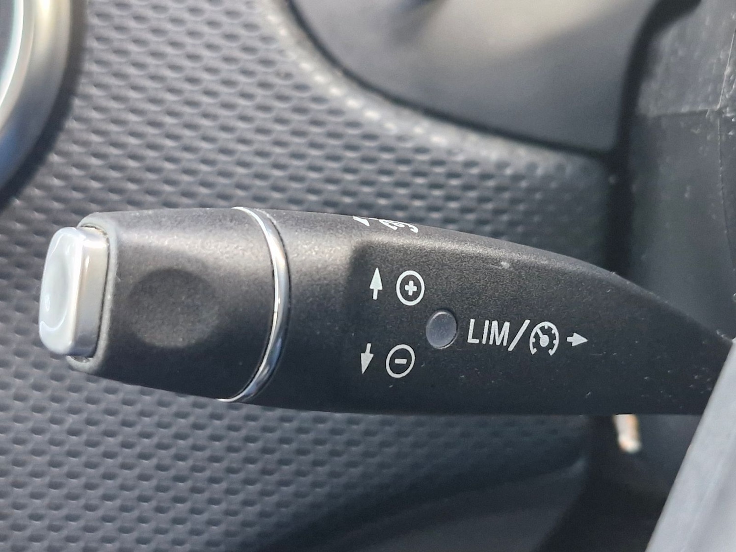 Used Mercedes-Benz A-Class 2017 for sale - 76327989: Photo 23