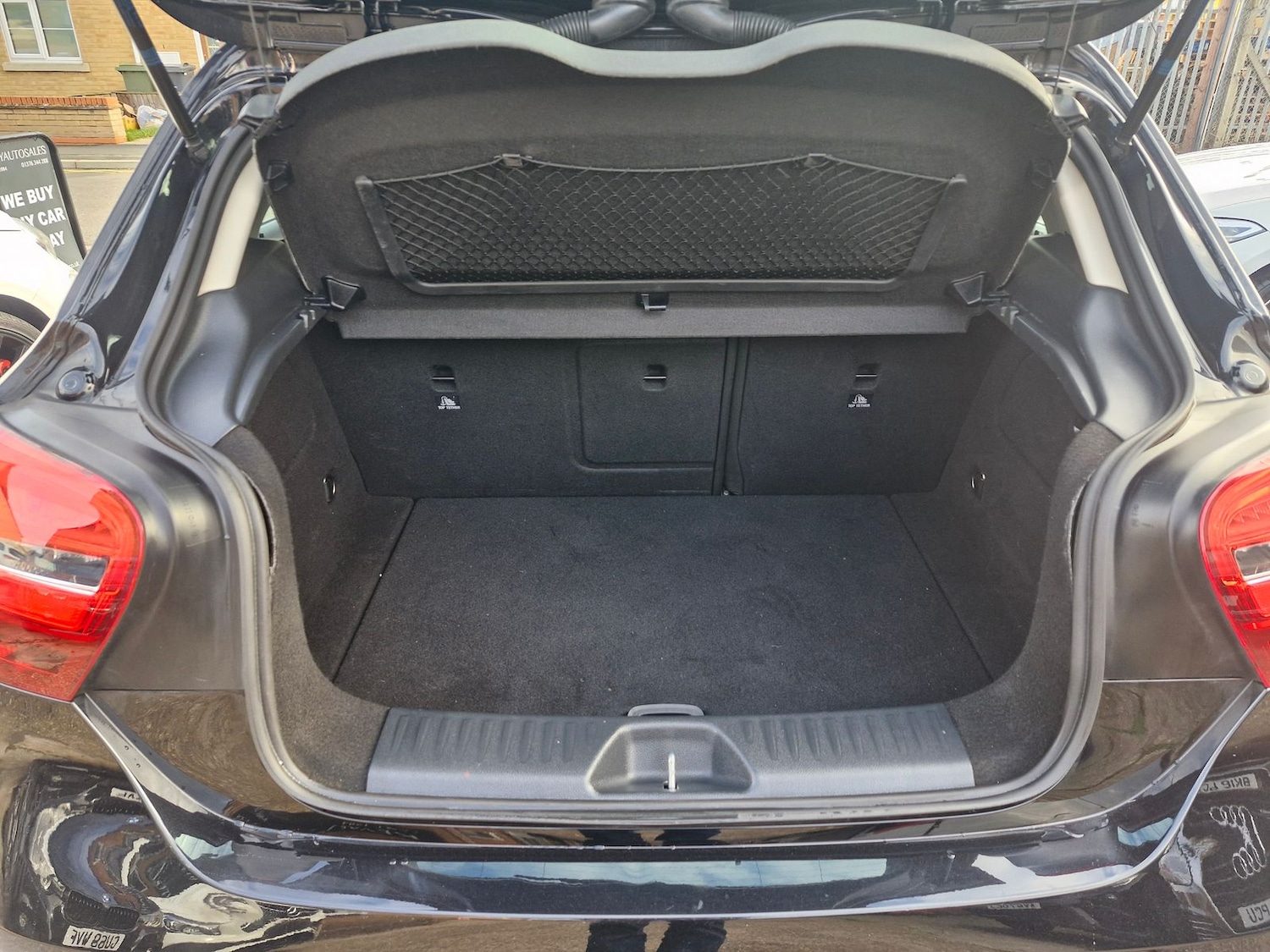 Used Mercedes-Benz A-Class 2017 for sale - 76327989: Photo 6