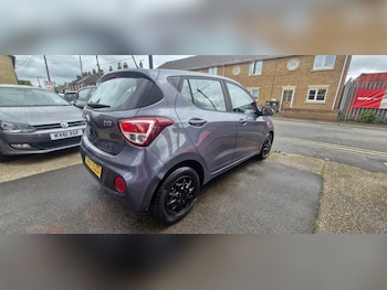 Used Hyundai i10 2017 for sale - 78499059: Photo