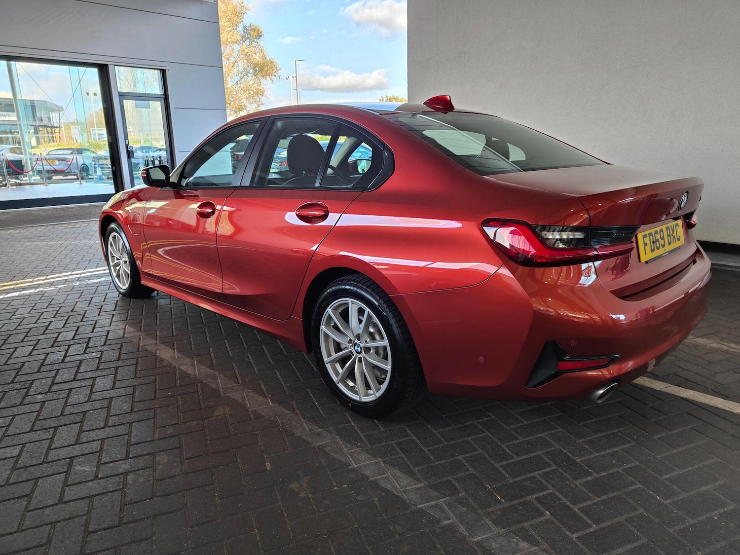 Used BMW 3 Series 2019 for sale - 76673592: Photo 5