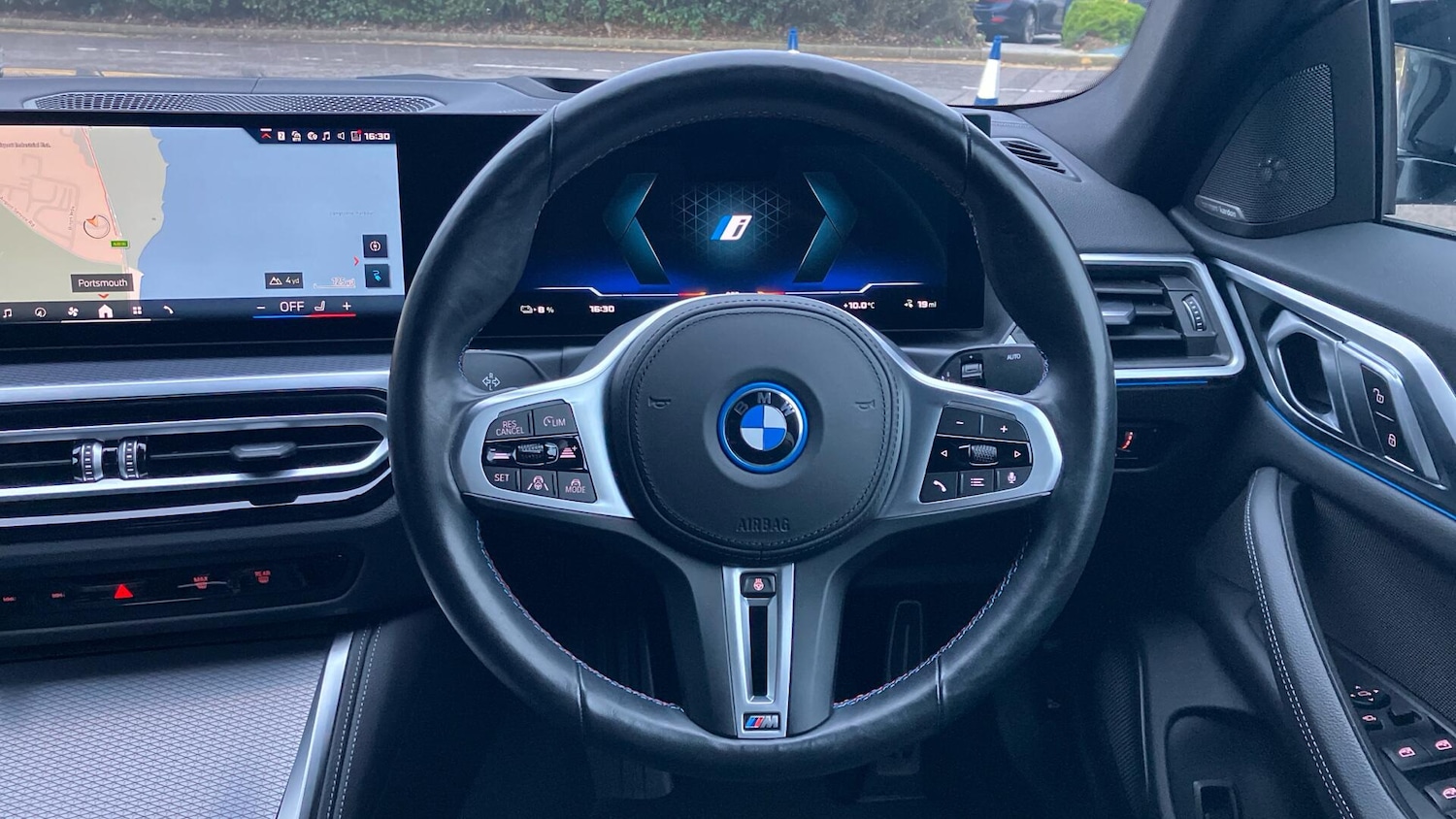 Used BMW i4 2023 for sale - 77851600: Photo 6