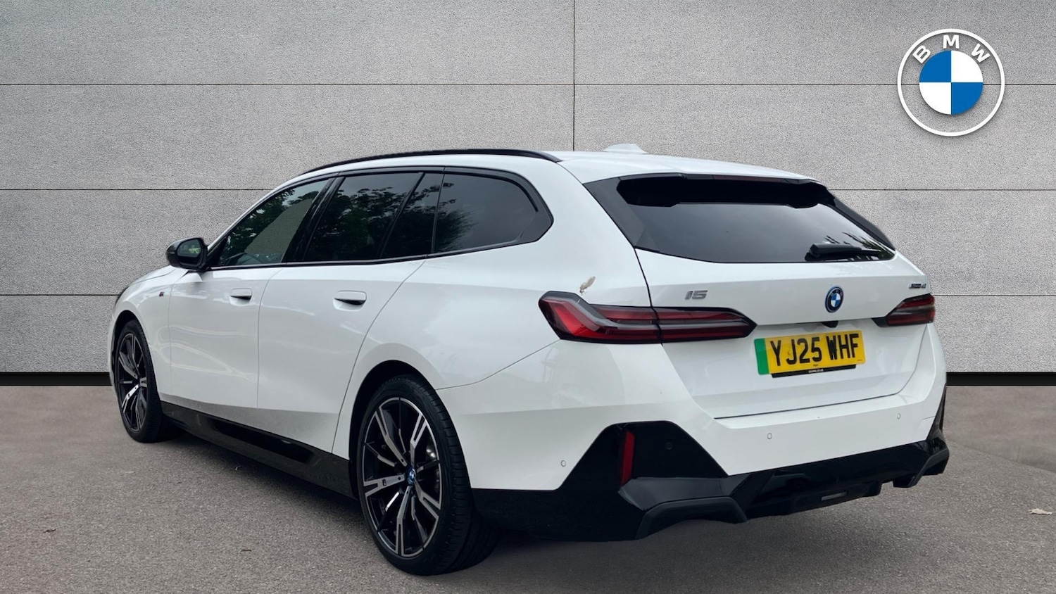 Used BMW i5 2025 for sale - 76678984: Photo 2