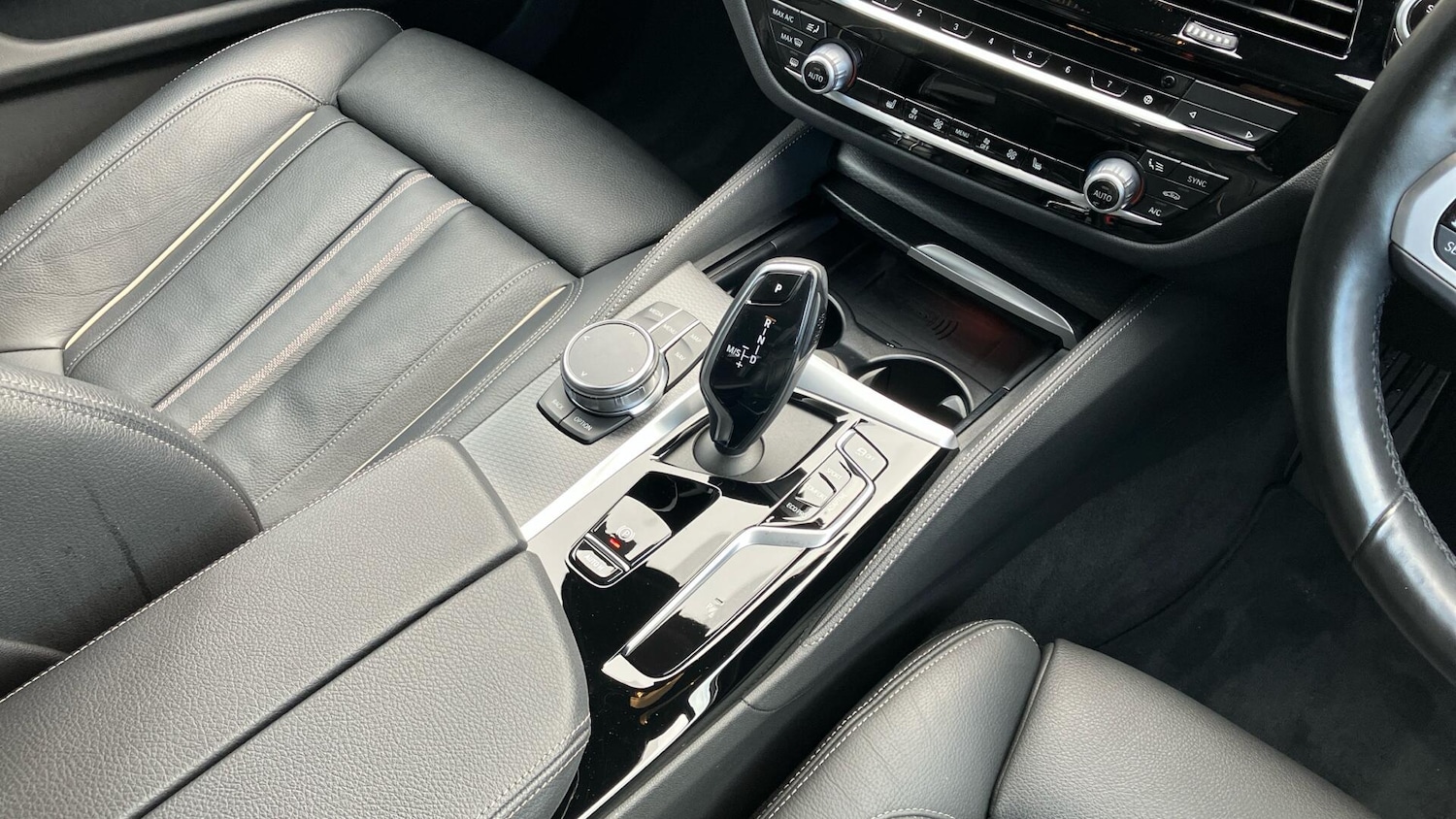 Used BMW 5 Series 2023 for sale - 77541939: Photo 10