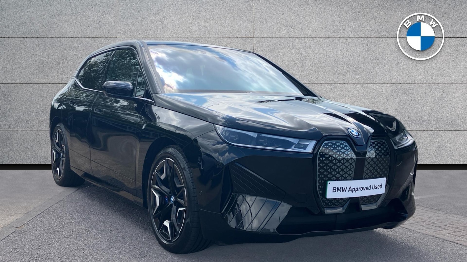 Used BMW iX 2025 for sale - 76679751: Photo 1