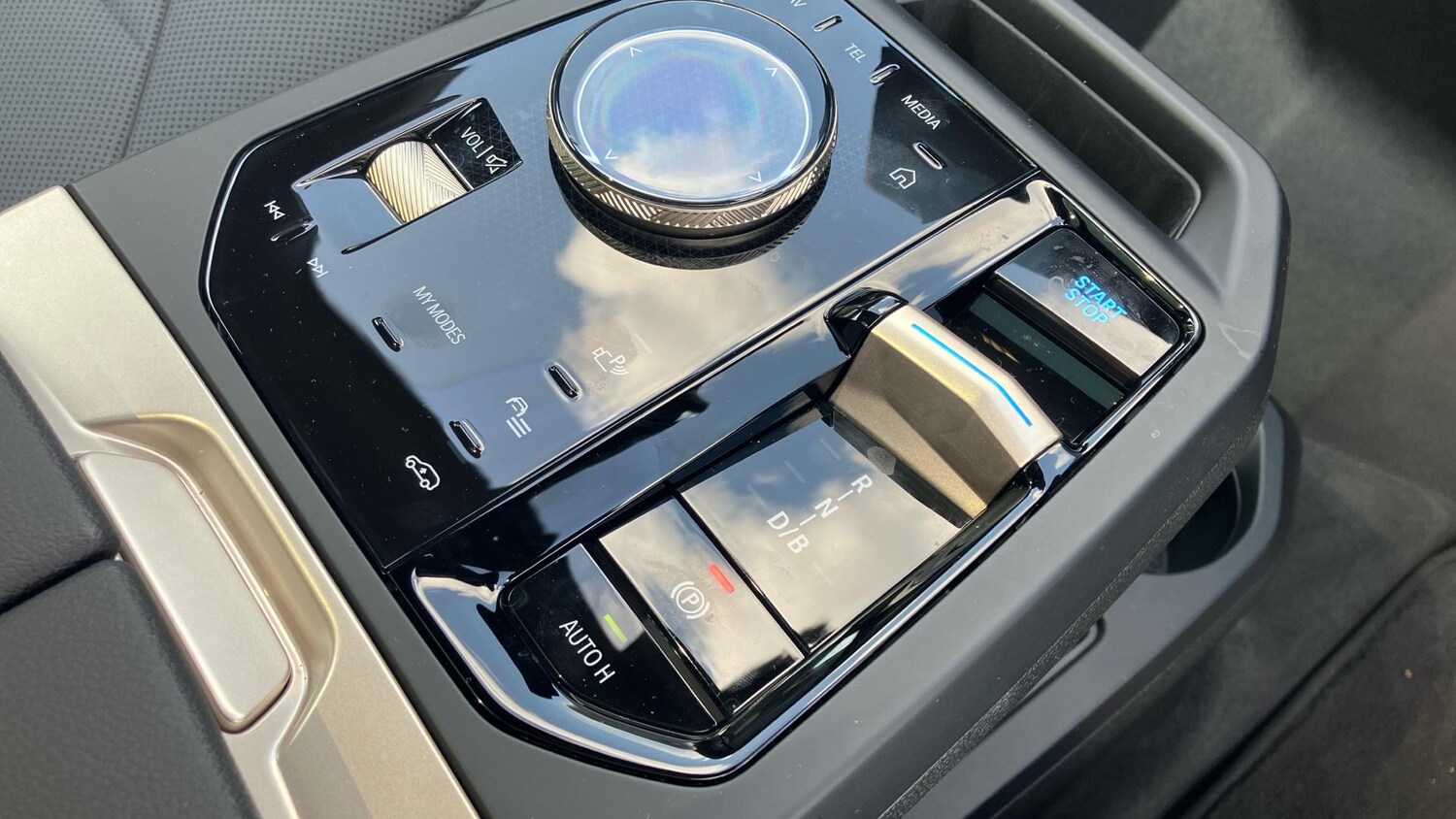 Used BMW iX 2025 for sale - 76679751: Photo 19