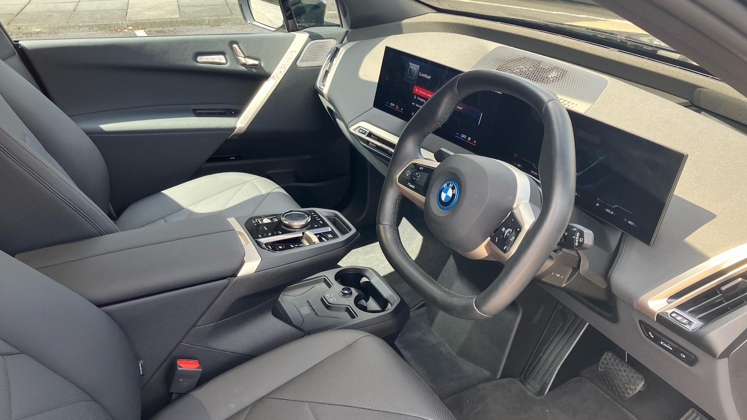 Used BMW iX 2025 for sale - 76679751: Photo 6