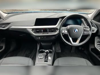 Used BMW 1 Series 2022 for sale - 77168692: Photo