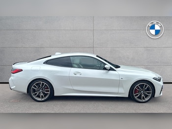 Used BMW 4 Series 2022 for sale - 76674022: Photo