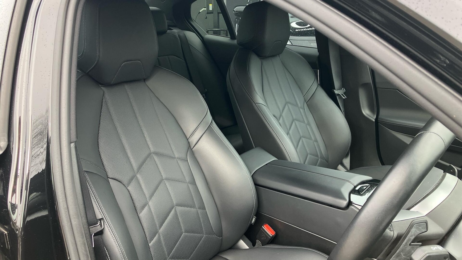 Used BMW 5 Series 2024 for sale - 77891728: Photo 12