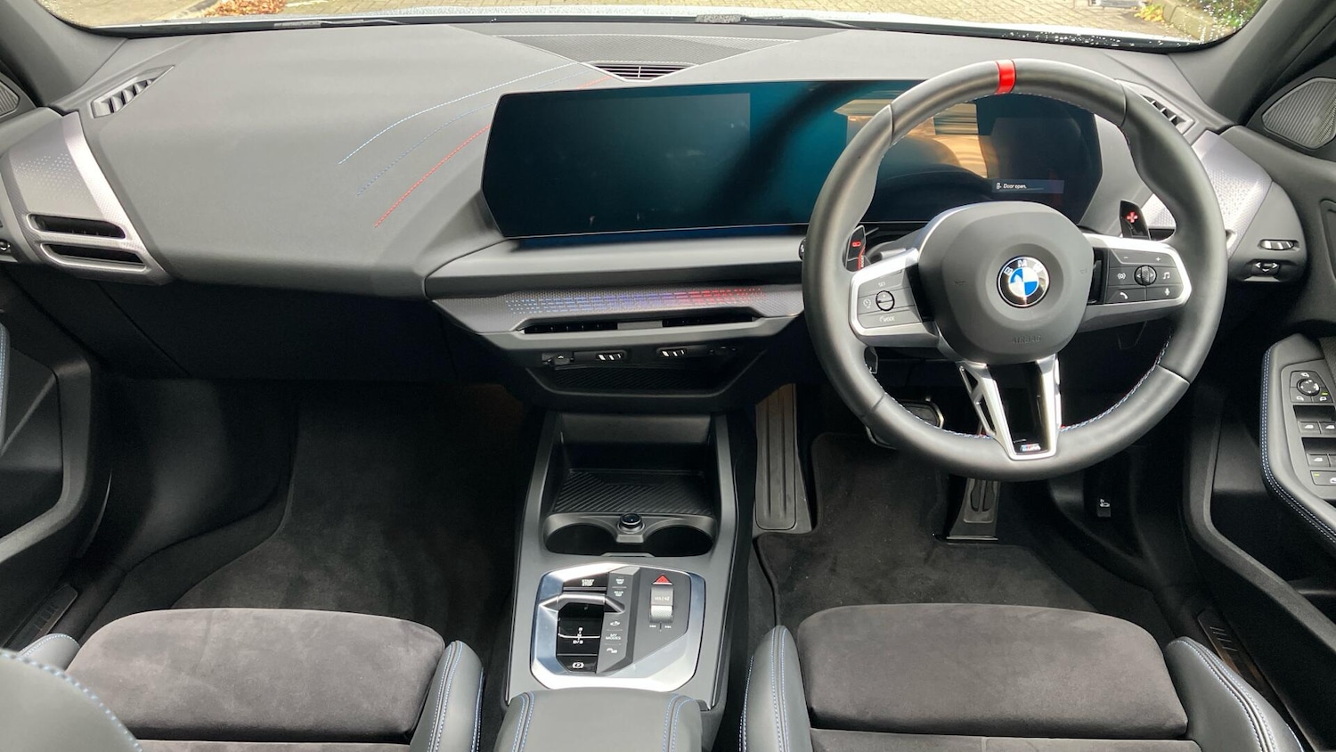 Used BMW 1 Series 2024 for sale - 76676902: Photo 4