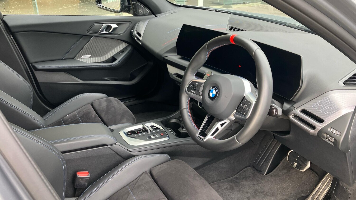 Used BMW 1 Series 2024 for sale - 76676902: Photo 6