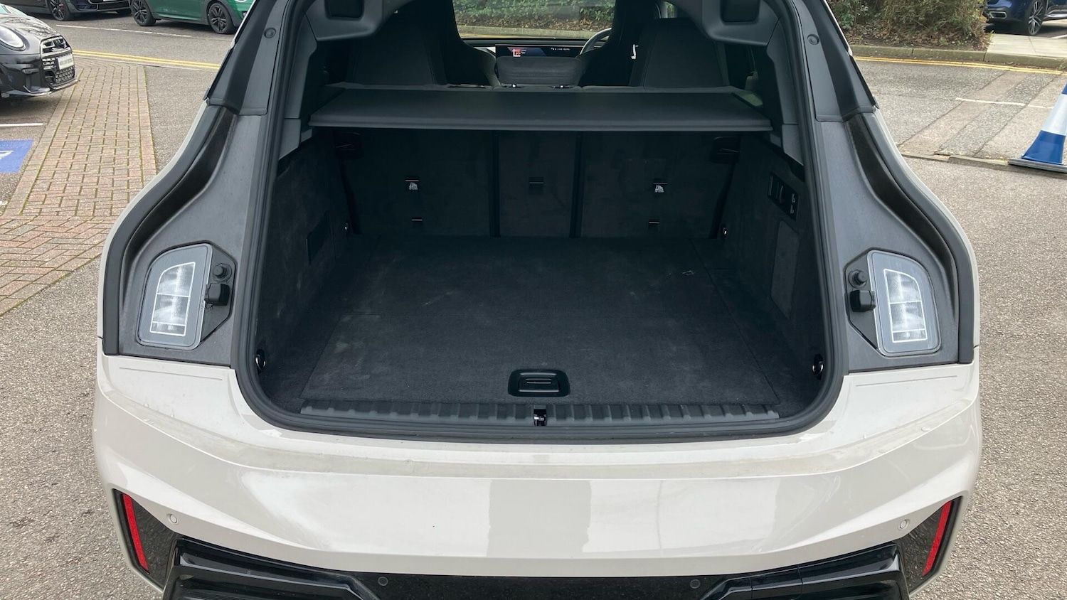 Used BMW iX 2025 for sale - 77557191: Photo 13