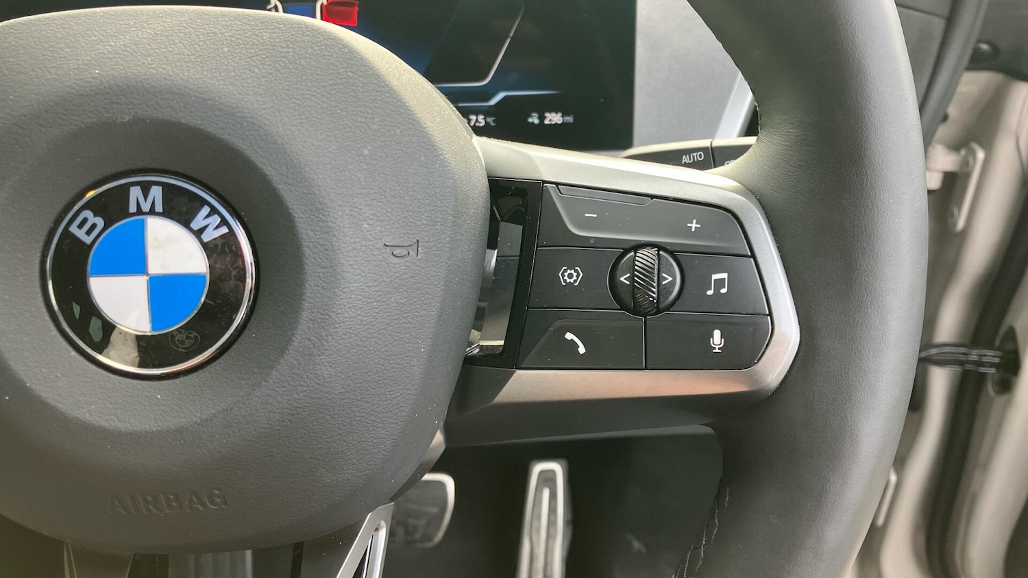 Used BMW iX 2025 for sale - 77557191: Photo 18