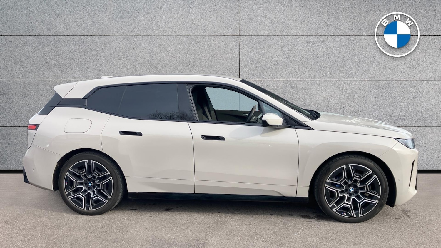 Used BMW iX 2025 for sale - 77557191: Photo 3