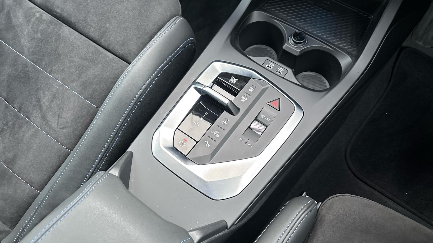 Used BMW 2 Series 2025 for sale - 77834100: Photo 11