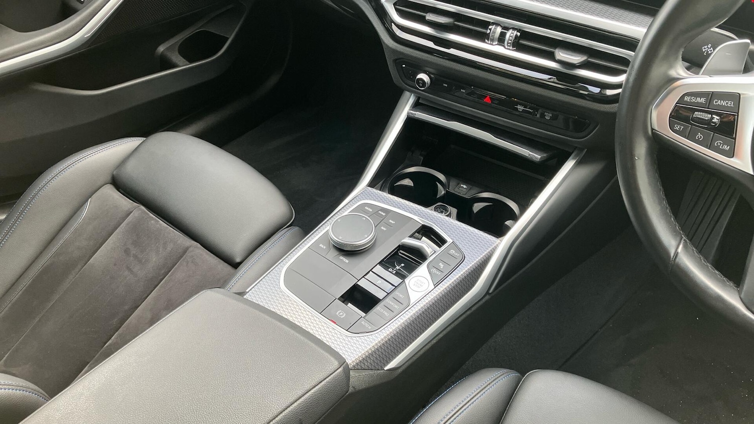 Used BMW 3 Series 2024 for sale - 76677878: Photo 10