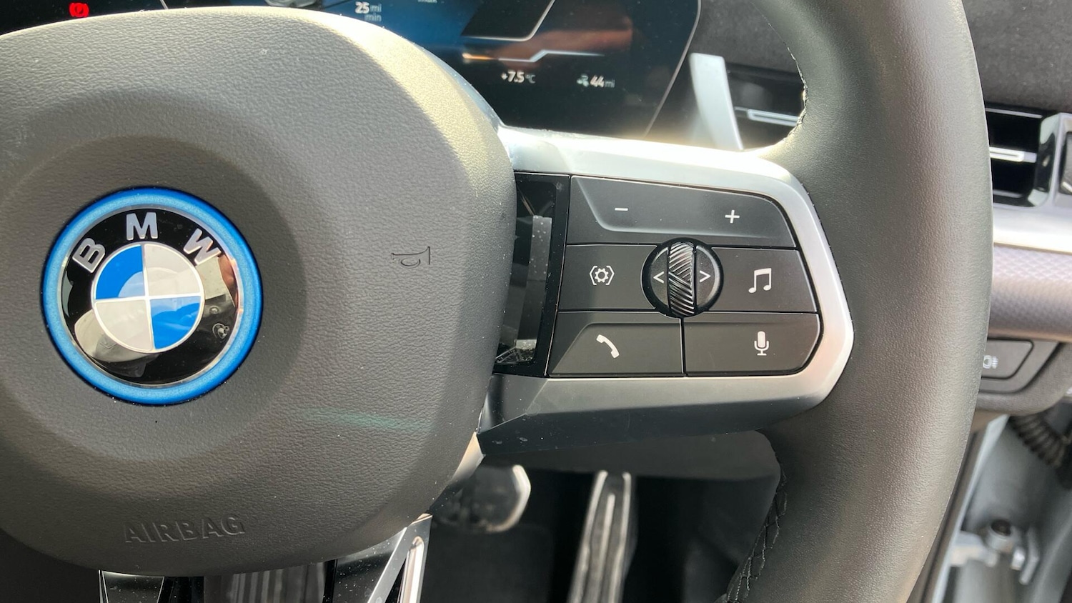 Used BMW iX2 2025 for sale - 77557187: Photo 18