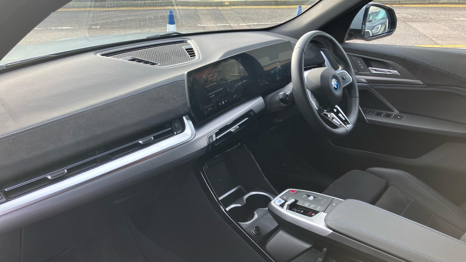 Used BMW iX2 2025 for sale - 77557187: Photo 7