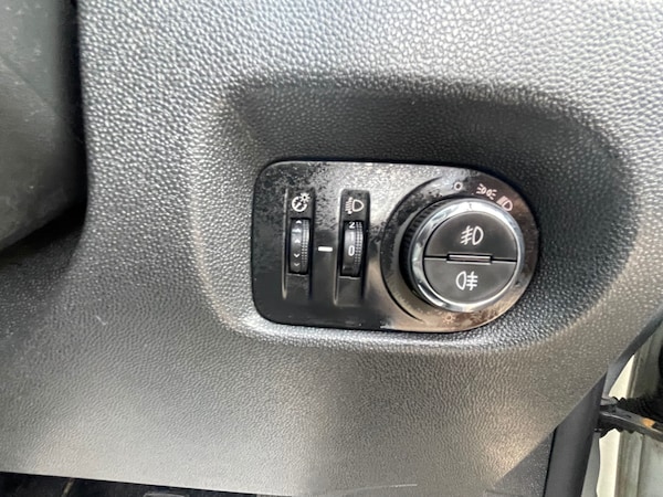 Used Vauxhall Corsa 2014 for sale - 75121071: Photo 18