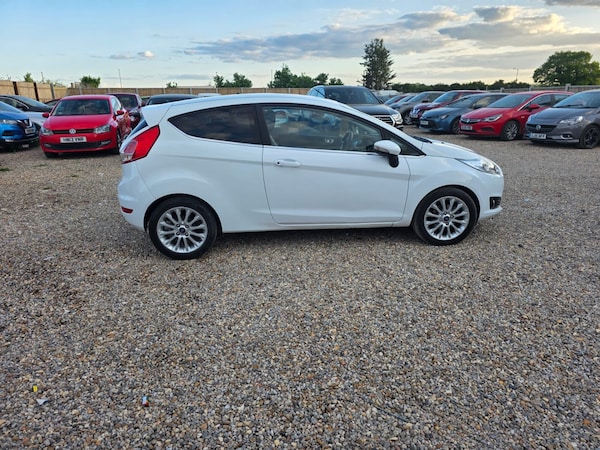 Used Ford Fiesta 2014 for sale - 74563256: Photo 11