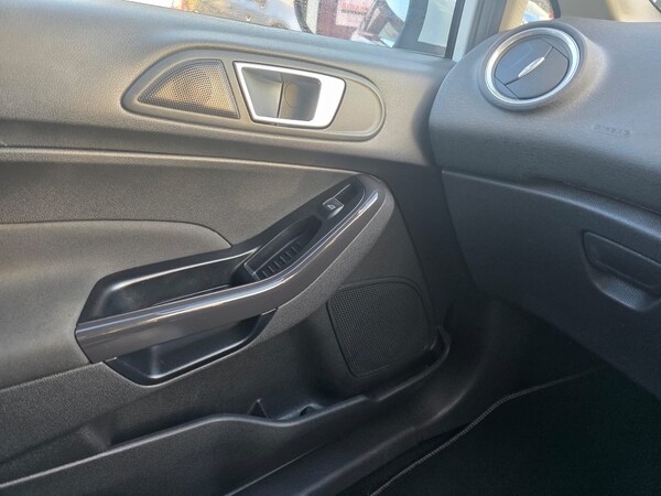 Used Ford Fiesta 2014 for sale - 74563256: Photo 28