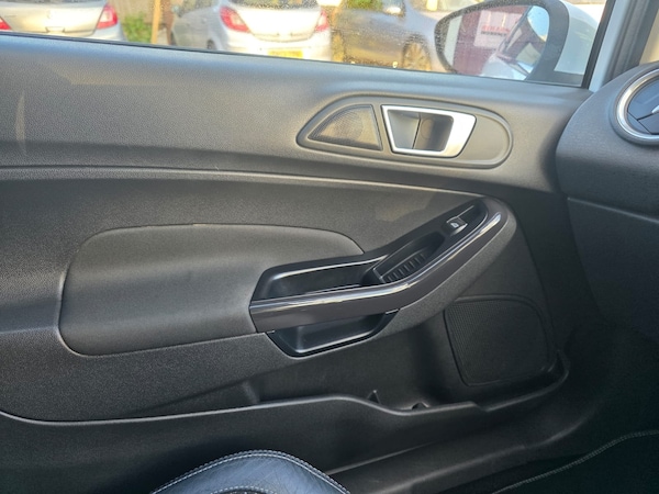 Used Ford Fiesta 2014 for sale - 74563256: Photo 34