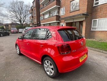 Used Volkswagen Polo 2011 for sale - 77742993: Photo