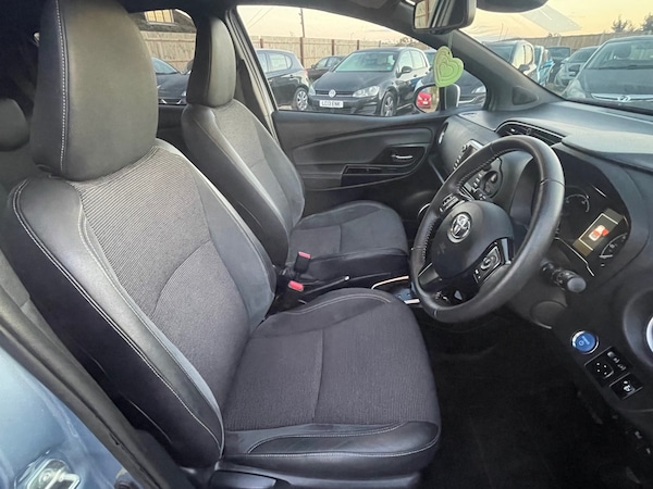 Used Toyota Yaris 2017 for sale - 76098991: Photo 14