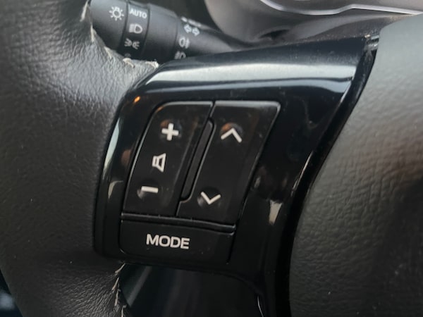 Used Toyota Yaris 2017 for sale - 76098991: Photo 18