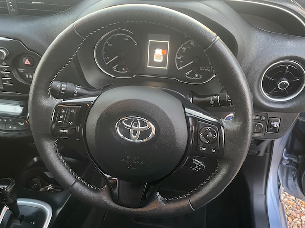Used Toyota Yaris 2017 for sale - 76098991: Photo 19