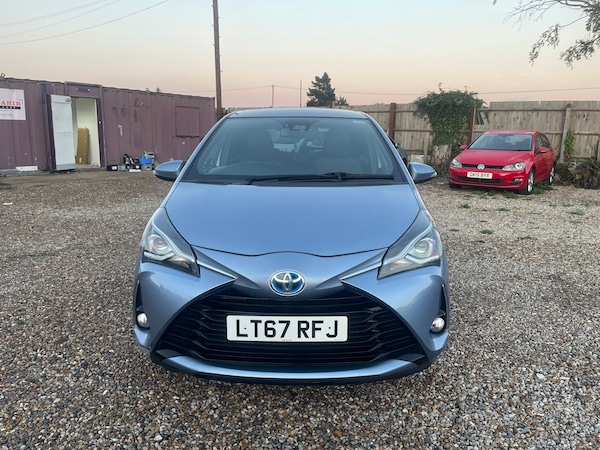 Used Toyota Yaris 2017 for sale - 76098991: Photo 3