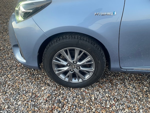 Used Toyota Yaris 2017 for sale - 76098991: Photo 42